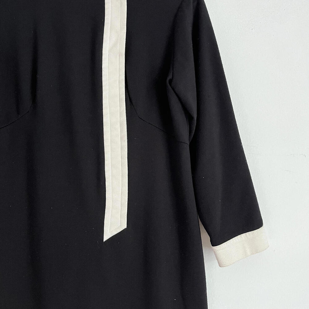 Vintage 80s-does-60s Mod Mini Dress - Black with White Details, Size 6 - Picture 4 of 9